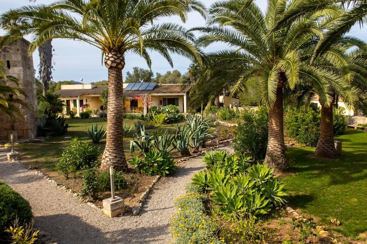 Finca Hotel Rural Predio Son Serra Can Picafort  Country house