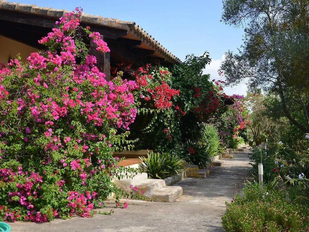 Finca Hotel Rural Predio Son Serra Can Picafort  Country house
