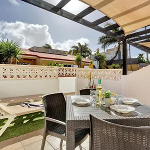 https://casa-lena-corralejo.hotelsfuerteventura.org