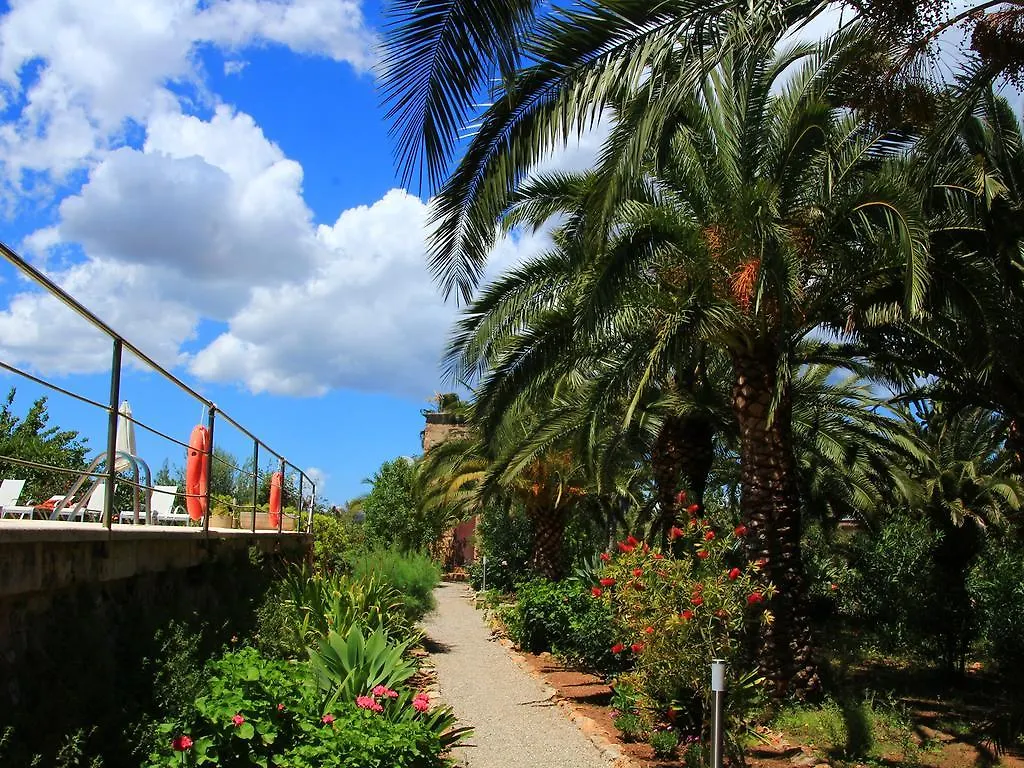 Finca Hotel Rural Predio Son Serra 캔 피카폴트 컨트리하우스